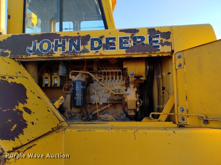 image for item DK8874 1991 John Deere 862B  elevating scraper