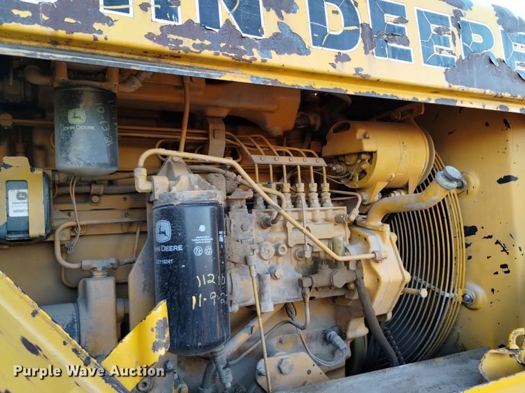 image for item DK8874 1991 John Deere 862B  elevating scraper