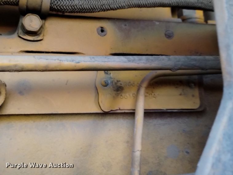 image for item DK8874 1991 John Deere 862B  elevating scraper