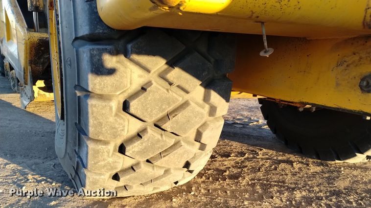 image for item DK8874 1991 John Deere 862B  elevating scraper