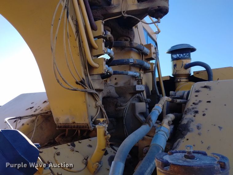 image for item DK8875 1998 Caterpillar 615C Series II elevating scraper