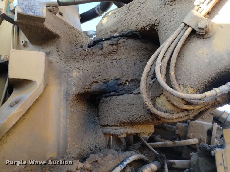 image for item DK8875 1998 Caterpillar 615C Series II elevating scraper