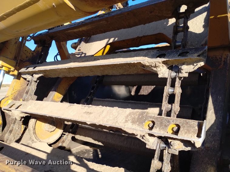 image for item DK8875 1998 Caterpillar 615C Series II elevating scraper