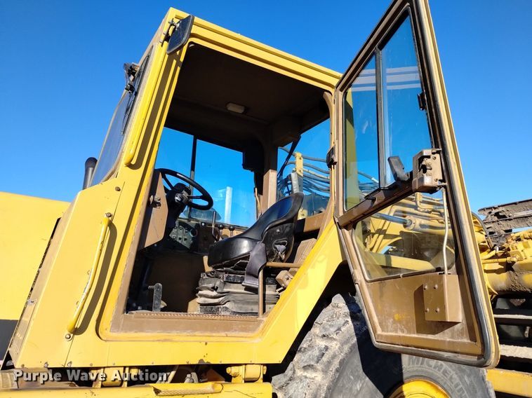 image for item DK8875 1998 Caterpillar 615C Series II elevating scraper