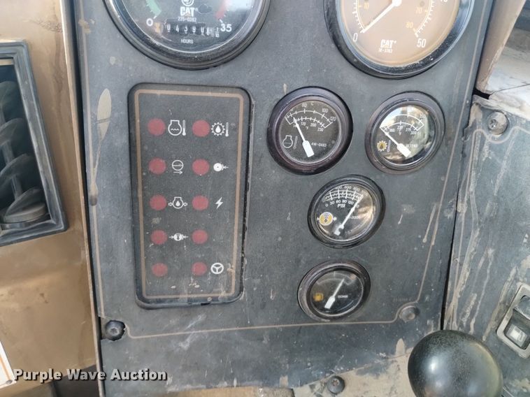 image for item DK8875 1998 Caterpillar 615C Series II elevating scraper