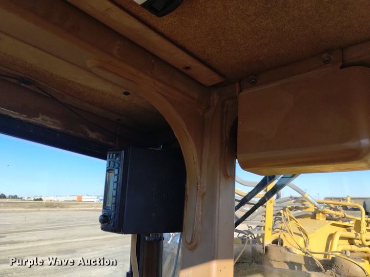 image for item DK8875 1998 Caterpillar 615C Series II elevating scraper