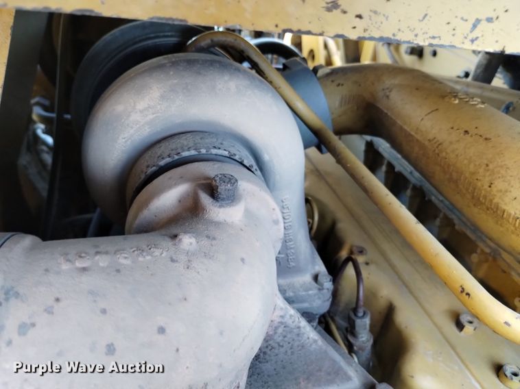 image for item DK8875 1998 Caterpillar 615C Series II elevating scraper