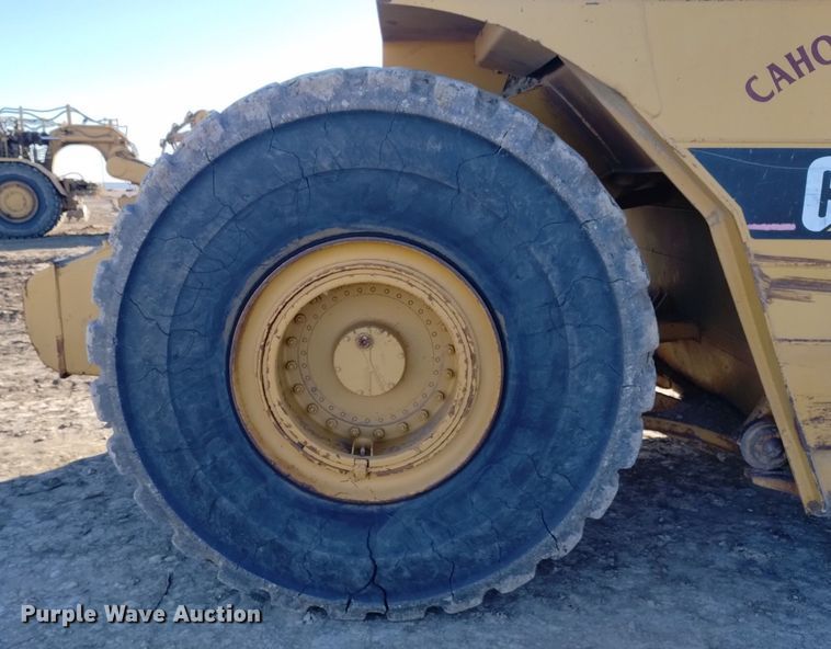 image for item DK8875 1998 Caterpillar 615C Series II elevating scraper