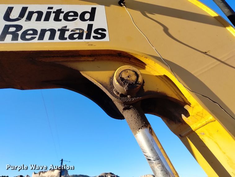 image for item DK8876 1999 John Deere 80  mini excavator