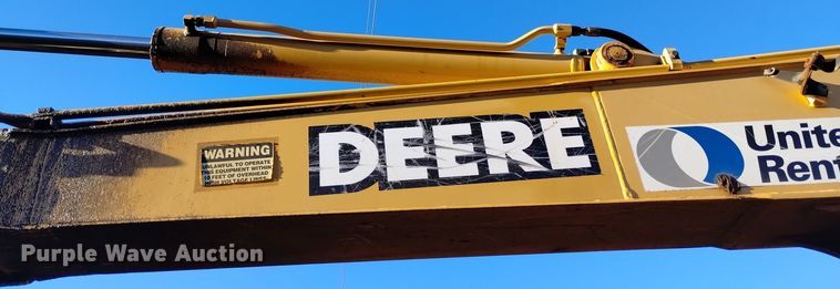 image for item DK8876 1999 John Deere 80  mini excavator