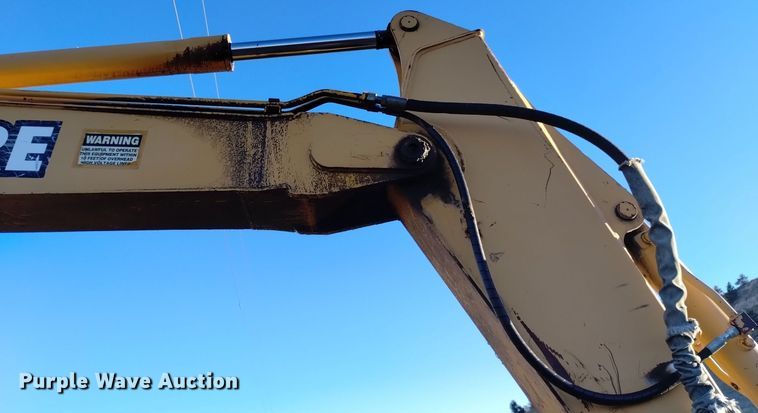 image for item DK8876 1999 John Deere 80  mini excavator