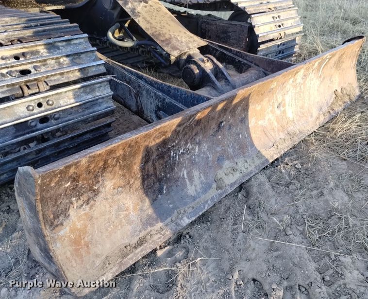 image for item DK8876 1999 John Deere 80  mini excavator