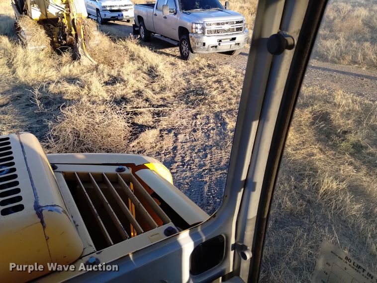 image for item DK8876 1999 John Deere 80  mini excavator