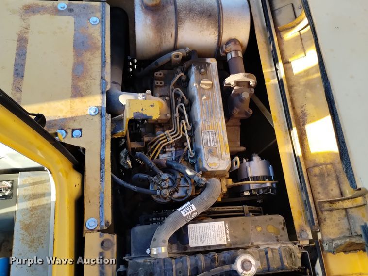 image for item DK8876 1999 John Deere 80  mini excavator