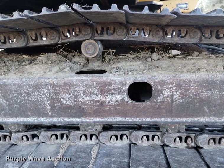 image for item DK8876 1999 John Deere 80  mini excavator