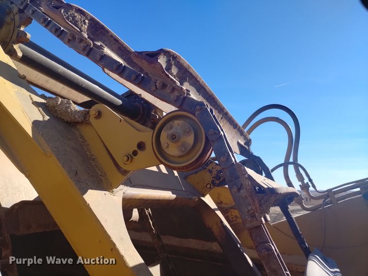 image for item DK8878 1973 Caterpillar 613B  elevating scraper