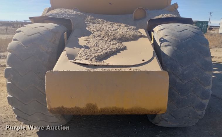 image for item DK8878 1973 Caterpillar 613B  elevating scraper