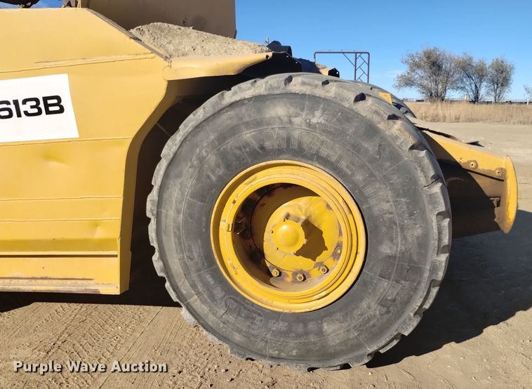 image for item DK8878 1973 Caterpillar 613B  elevating scraper