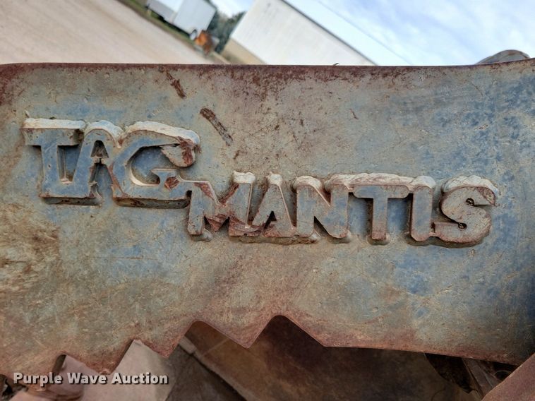 image for item DL7737 TAG Mantis  grapple bucket