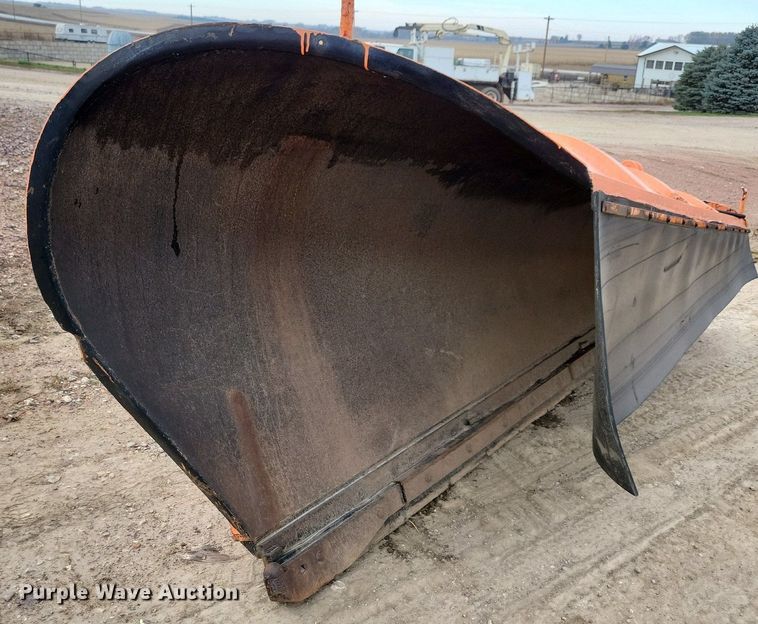 image for item DL7738 Falls  snow plow