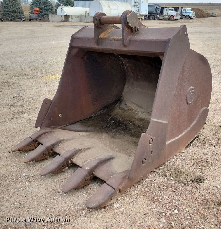 image for item DL7739 CF  excavator bucket