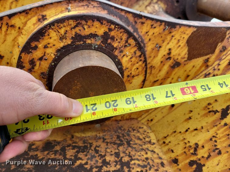 image for item DL7739 CF  excavator bucket