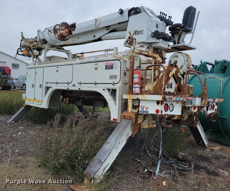 image for item DL7740 Altec Brand FX  digger derrick truck bed
