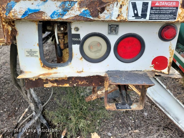 image for item DL7740 Altec Brand FX  digger derrick truck bed