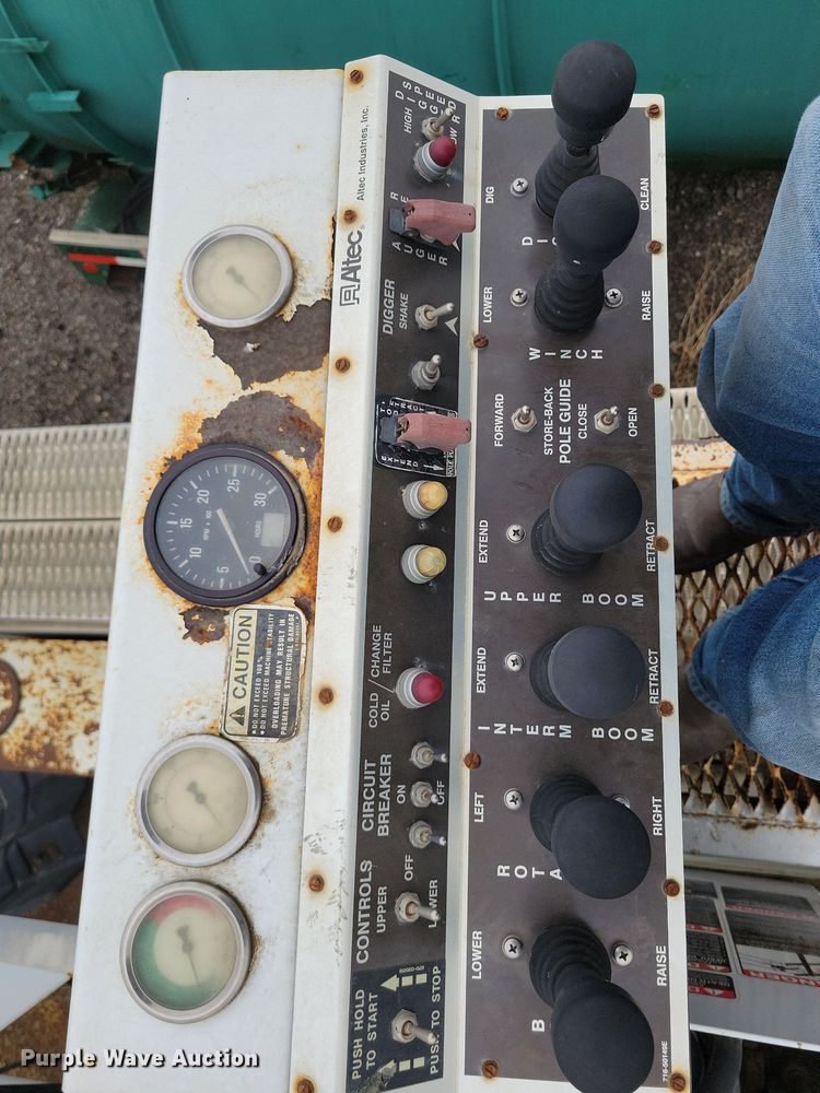 image for item DL7740 Altec Brand FX  digger derrick truck bed