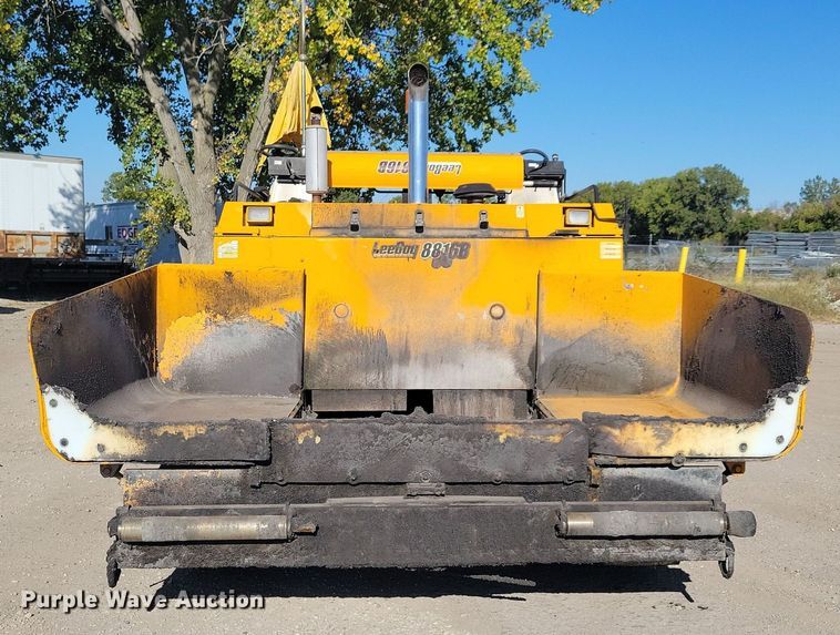 image for item DN4145 2007 LeeBoy 8816B  paver