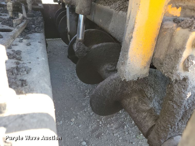 image for item DN4145 2007 LeeBoy 8816B  paver