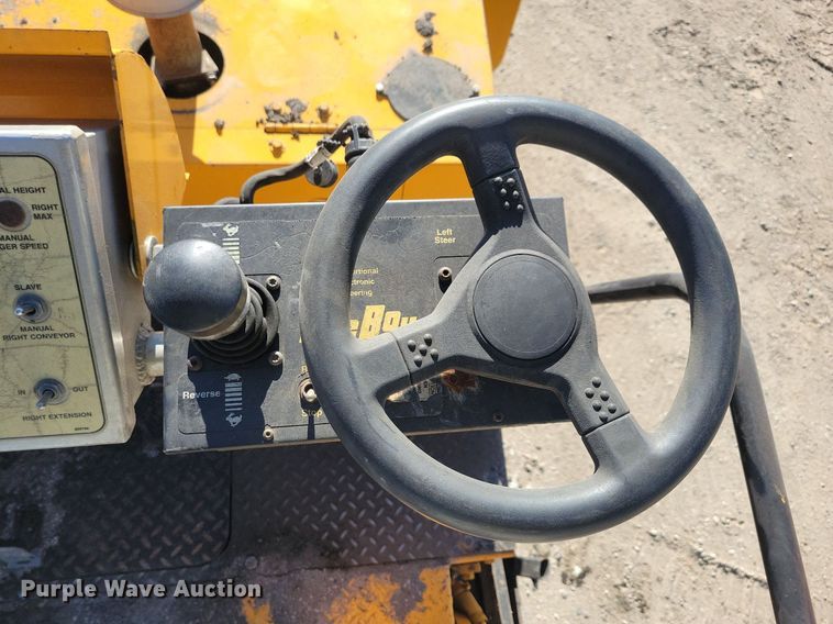 image for item DN4145 2007 LeeBoy 8816B  paver