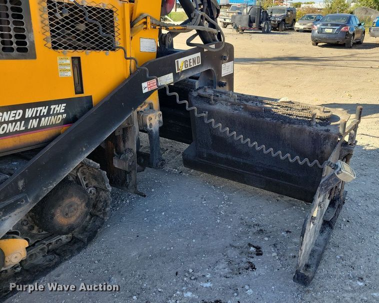 image for item DN4145 2007 LeeBoy 8816B  paver