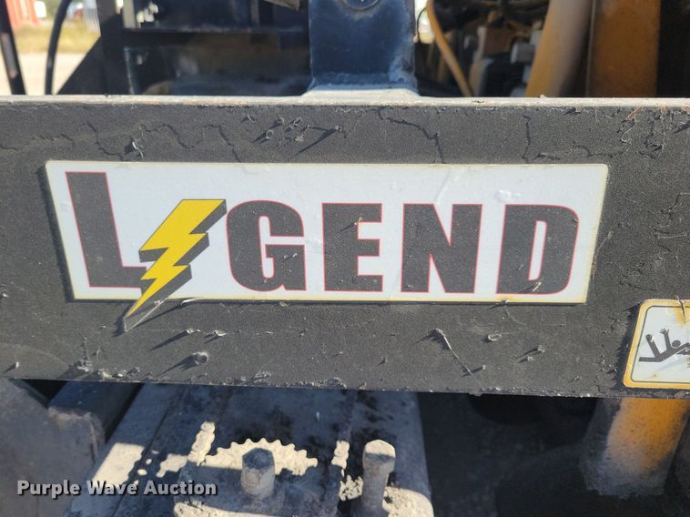 image for item DN4145 2007 LeeBoy 8816B  paver