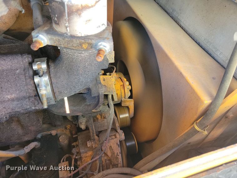 image for item DN4145 2007 LeeBoy 8816B  paver