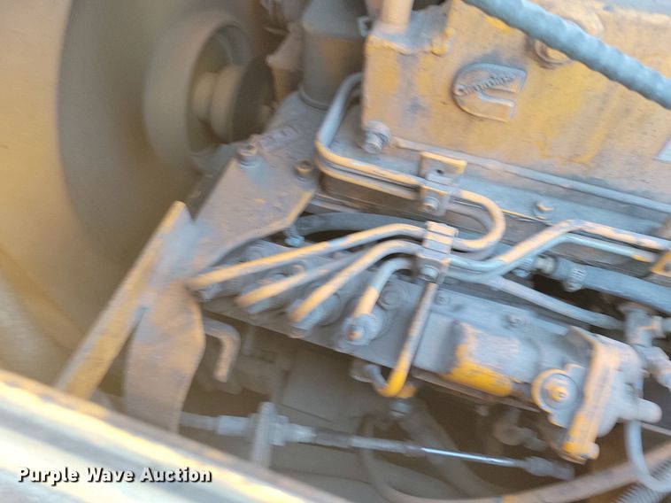 image for item DN4145 2007 LeeBoy 8816B  paver