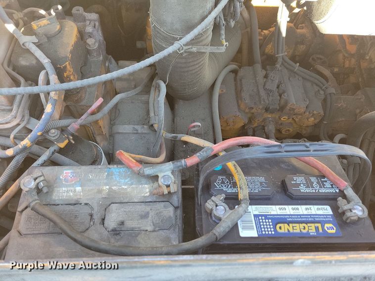 image for item DN4145 2007 LeeBoy 8816B  paver