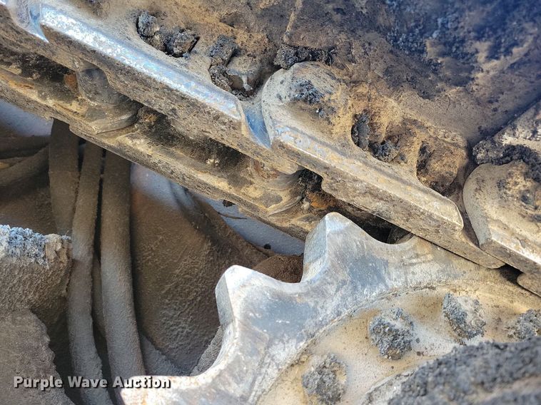 image for item DN4145 2007 LeeBoy 8816B  paver