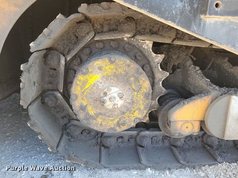 image for item DN4145 2007 LeeBoy 8816B  paver