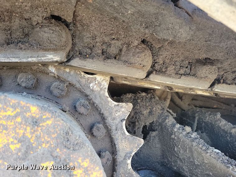 image for item DN4145 2007 LeeBoy 8816B  paver