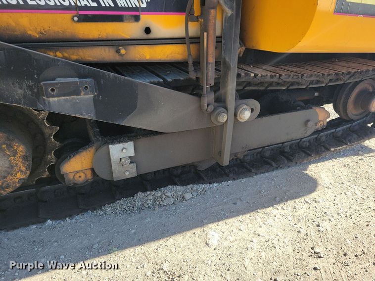 image for item DN4145 2007 LeeBoy 8816B  paver