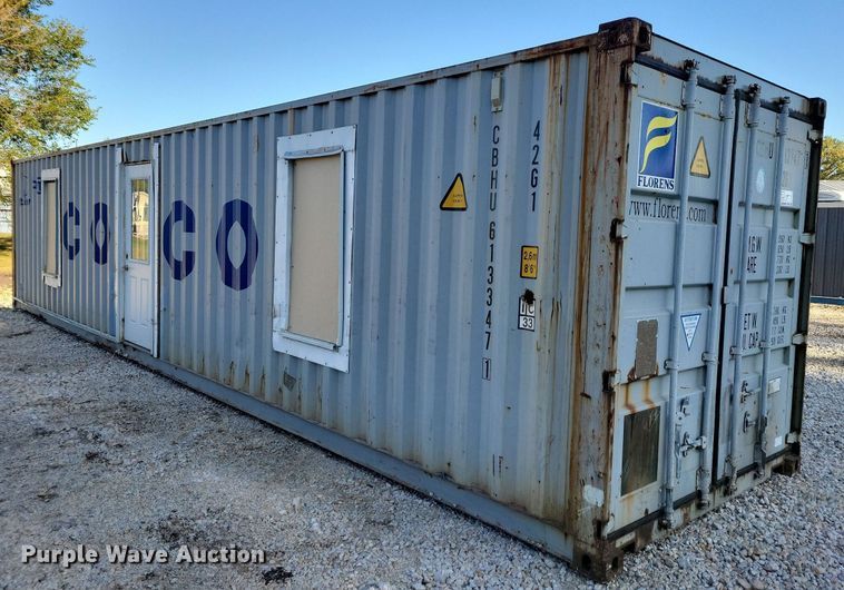 image for item DN4160 2006 Cosco  storage container