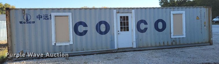 image for item DN4160 2006 Cosco  storage container