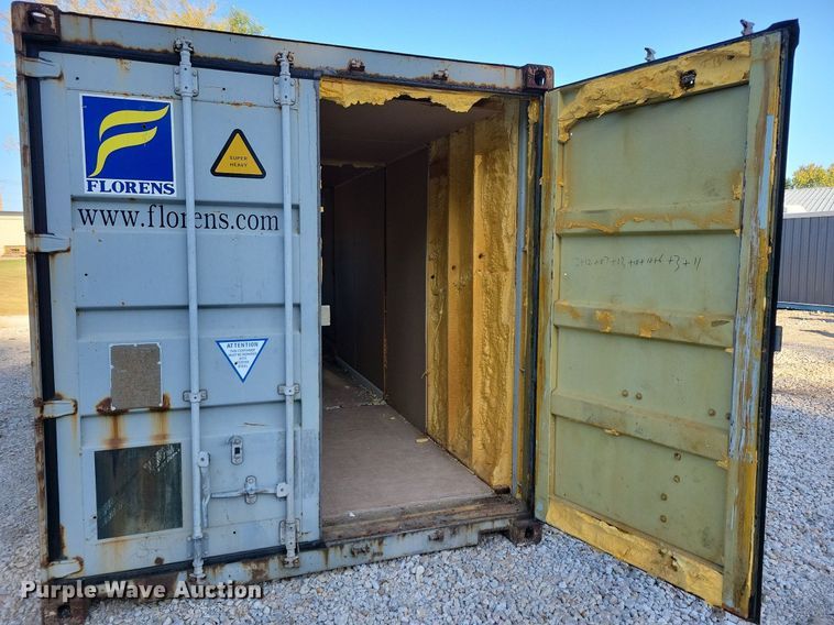 image for item DN4160 2006 Cosco  storage container