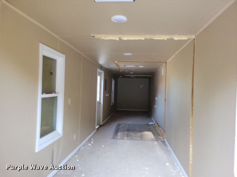 image for item DN4160 2006 Cosco  storage container