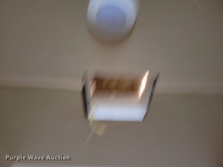 image for item DN4160 2006 Cosco  storage container