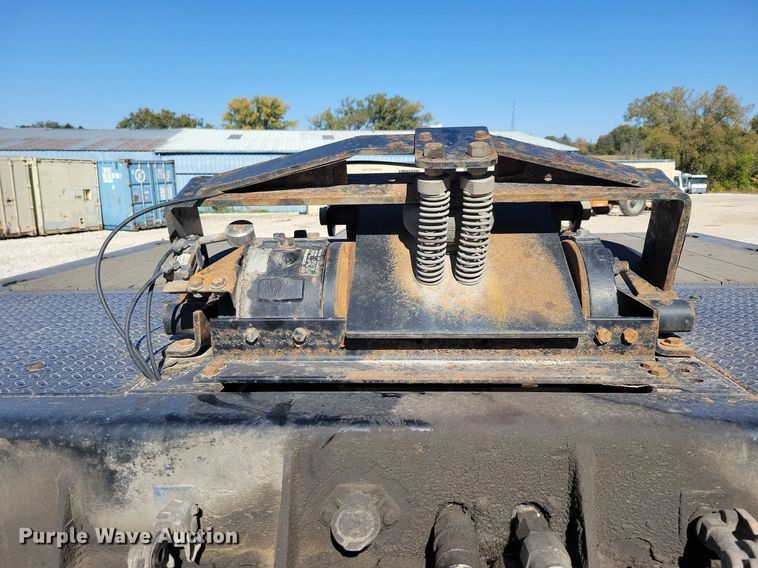 image for item DN4177 2015 Landoll 440  tilt deck equipment trailer