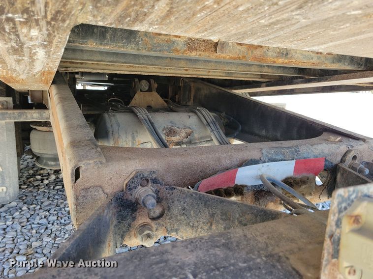 image for item DN4177 2015 Landoll 440  tilt deck equipment trailer