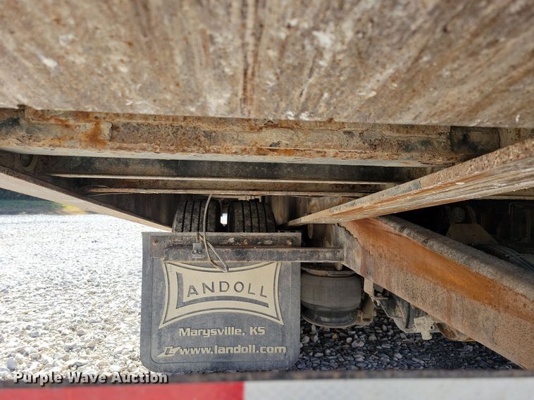 image for item DN4177 2015 Landoll 440  tilt deck equipment trailer