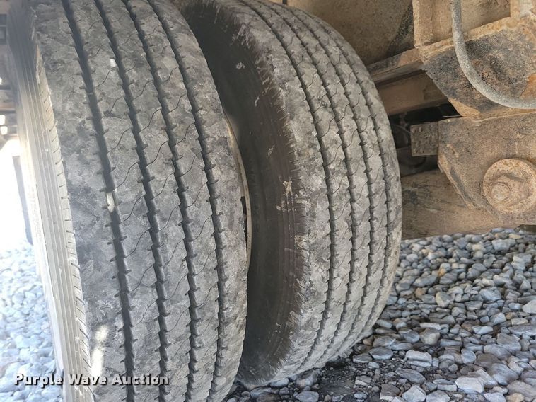 image for item DN4177 2015 Landoll 440  tilt deck equipment trailer